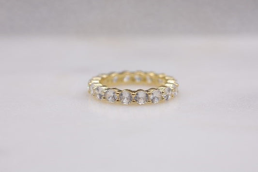 Classic Round Band in Yellow Gold